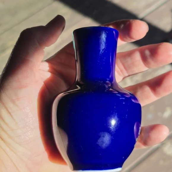 Vintage Japanese Bud Vase - Picture 2 of 2